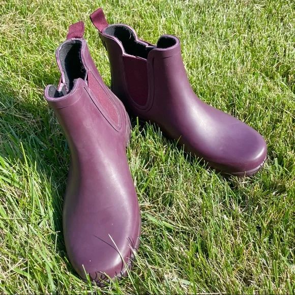 purple ankle rain boots - Picture 2 of 5
